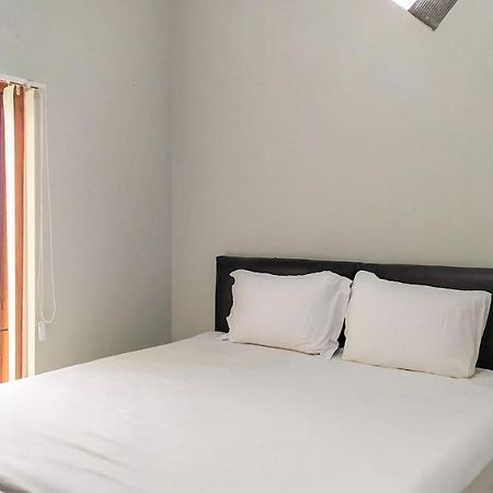 Omah Leren Mitra Reddoorz Near Gembiraloka Zoo Yogyakarta Hotel Kültér fotó