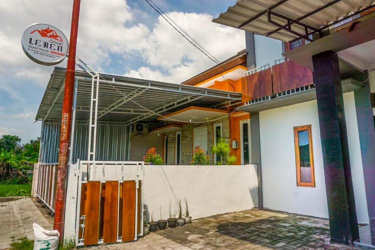 Omah Leren Mitra Reddoorz Near Gembiraloka Zoo Yogyakarta Hotel Kültér fotó
